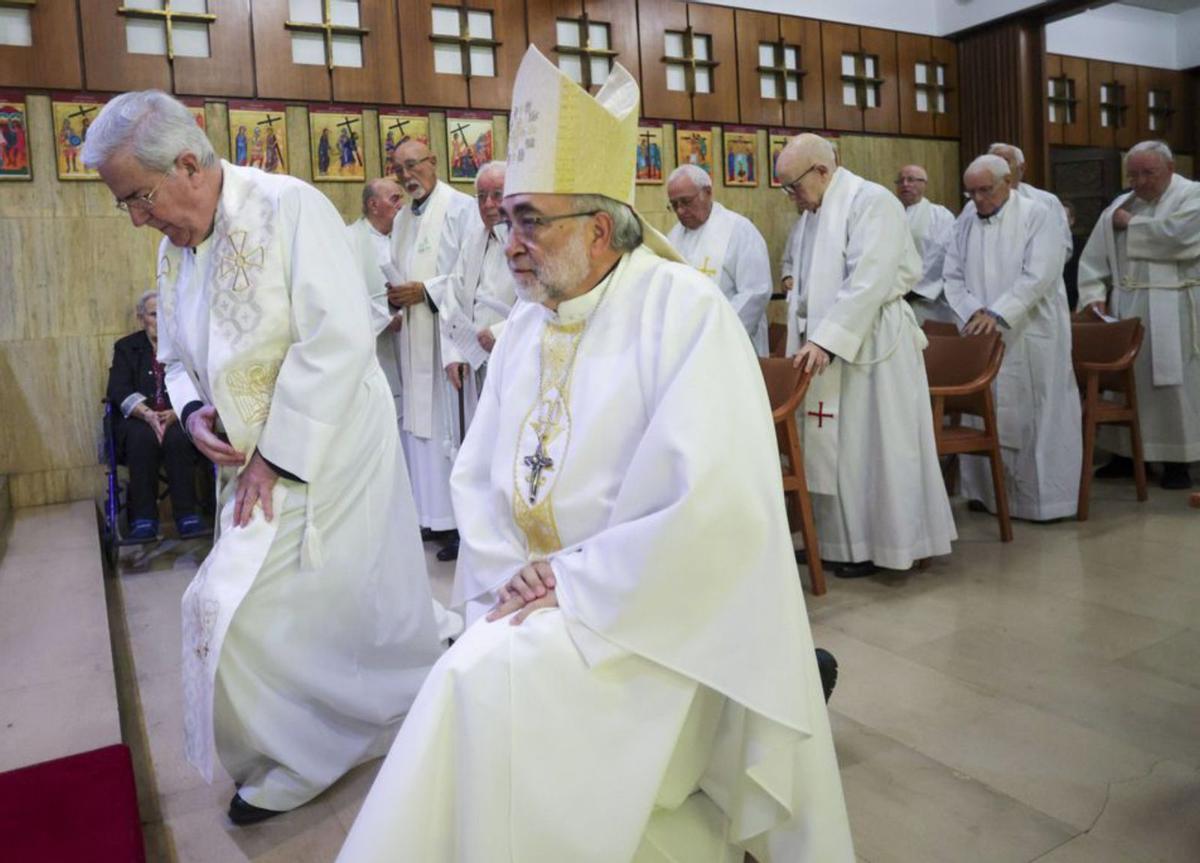 Jesús Sanz, a su llegada para la misa del aniversario. | I. Collín