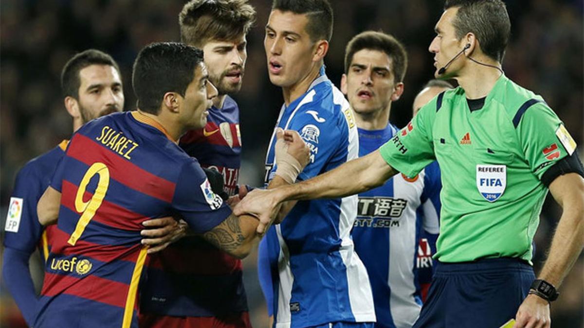 Los jugadores del Espanyol acusan a Luis Suárez por su actitud