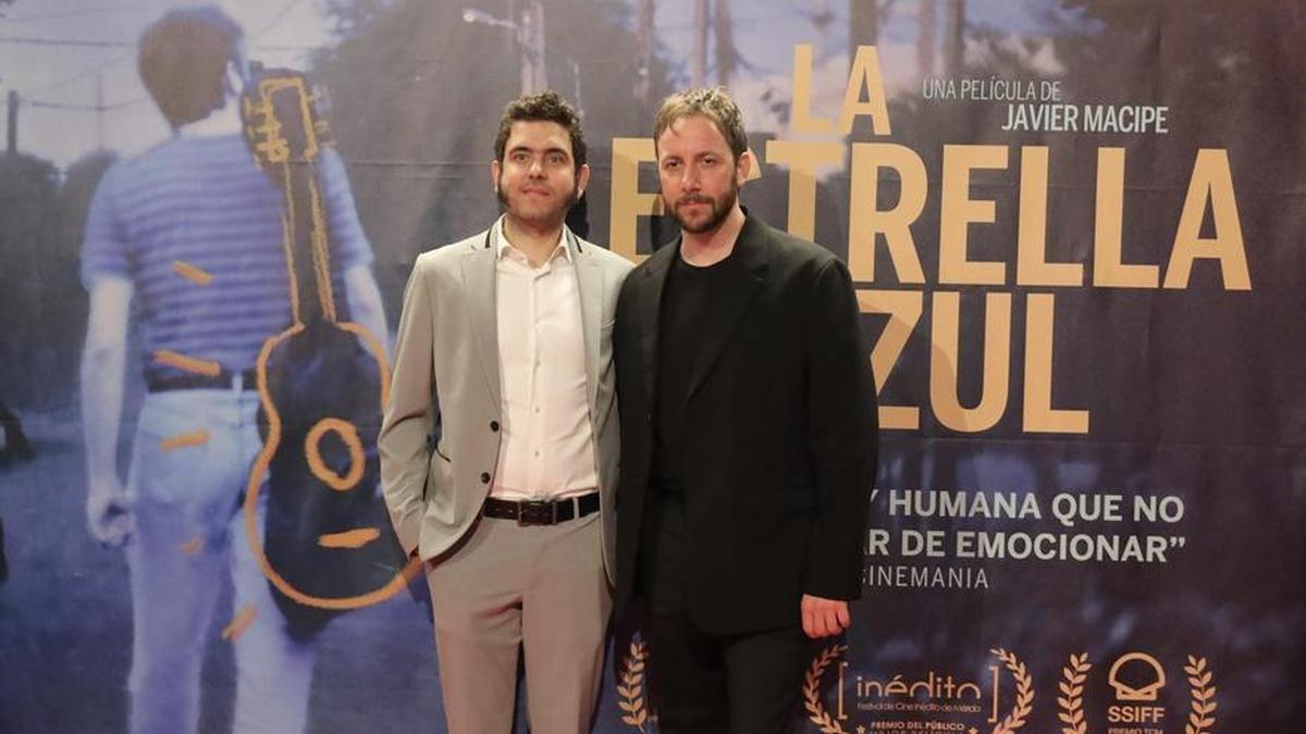 Javier Macipe y Pepe Lorente en la presentación de ‘La estrella azul’ en Zaragoza.