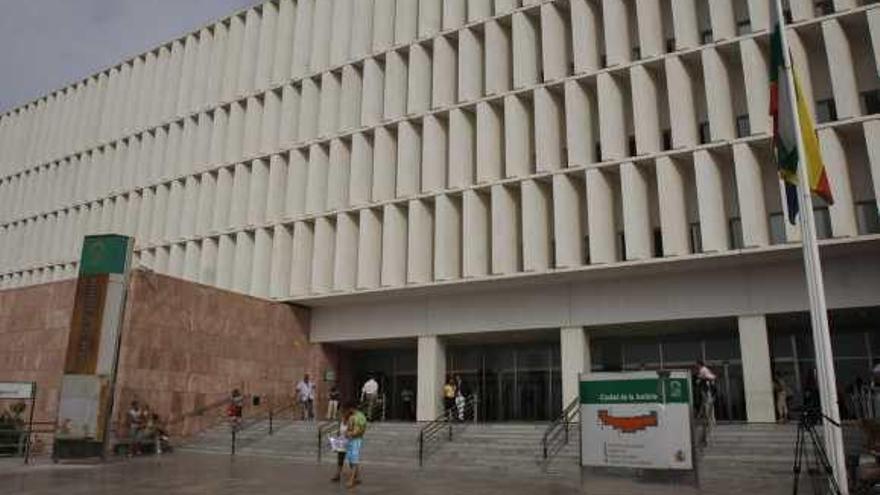 Edificio de la Ciudad de la Justicia en Málaga.