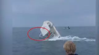 Aterrador ataque de una  ballena a una embarcación lanzando por los aires a uno de los tripulantes