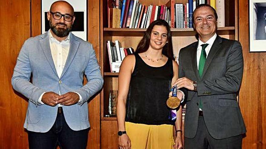 Hidalgo recibe a la medallista Elena Melián