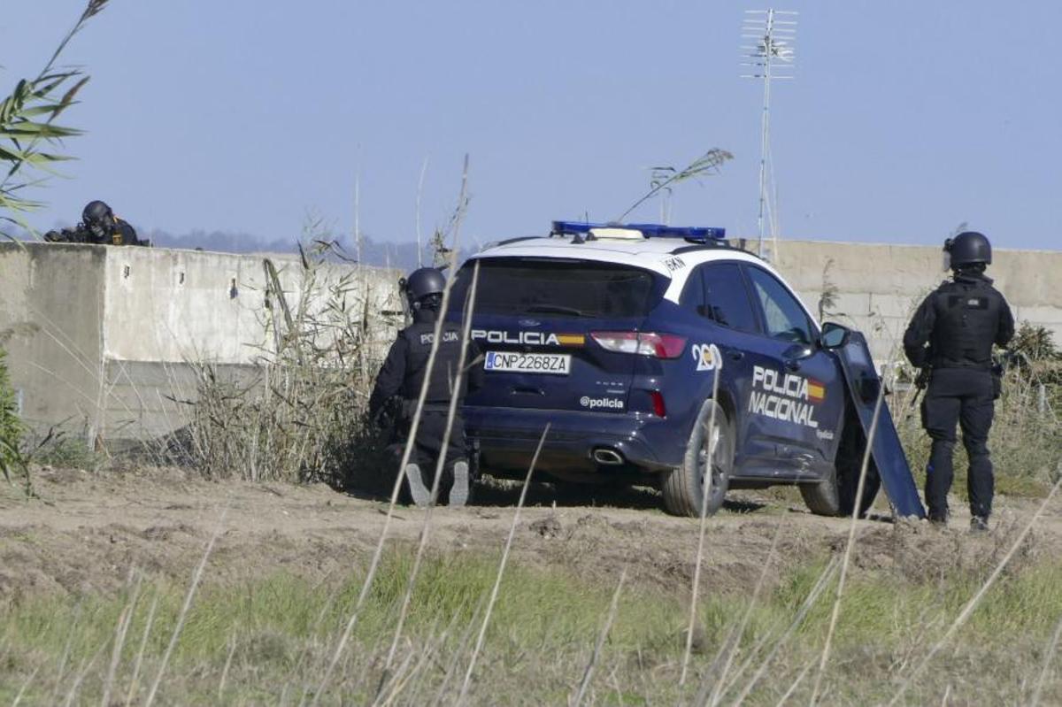 Un policía resulta herido de bala en un tiroteo durante una operación contra el narco en Sevilla
