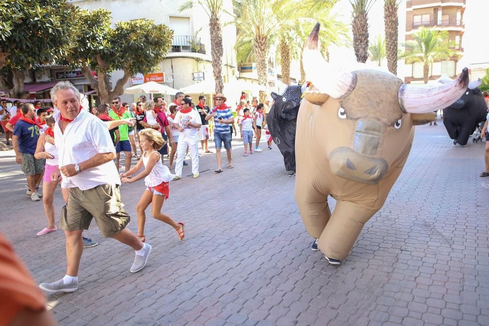 Cornadas de diversión en la Feria del Ganado de Do