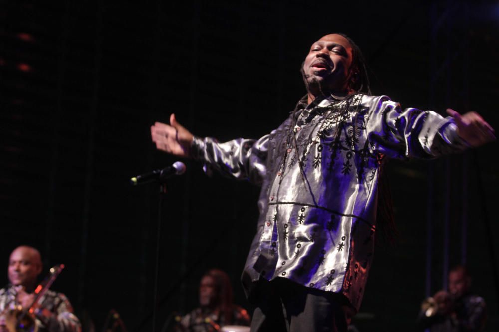 La M.O.D.A. y Earth Wind and Fire Experience, ayer en La Mar de Músicas