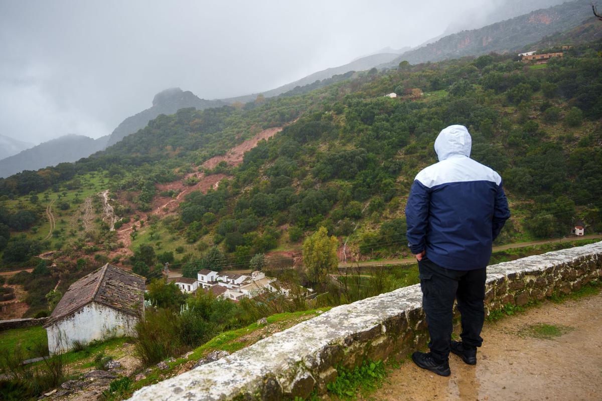 Imágenes de la zona desalojada de la Estación de Benaoján