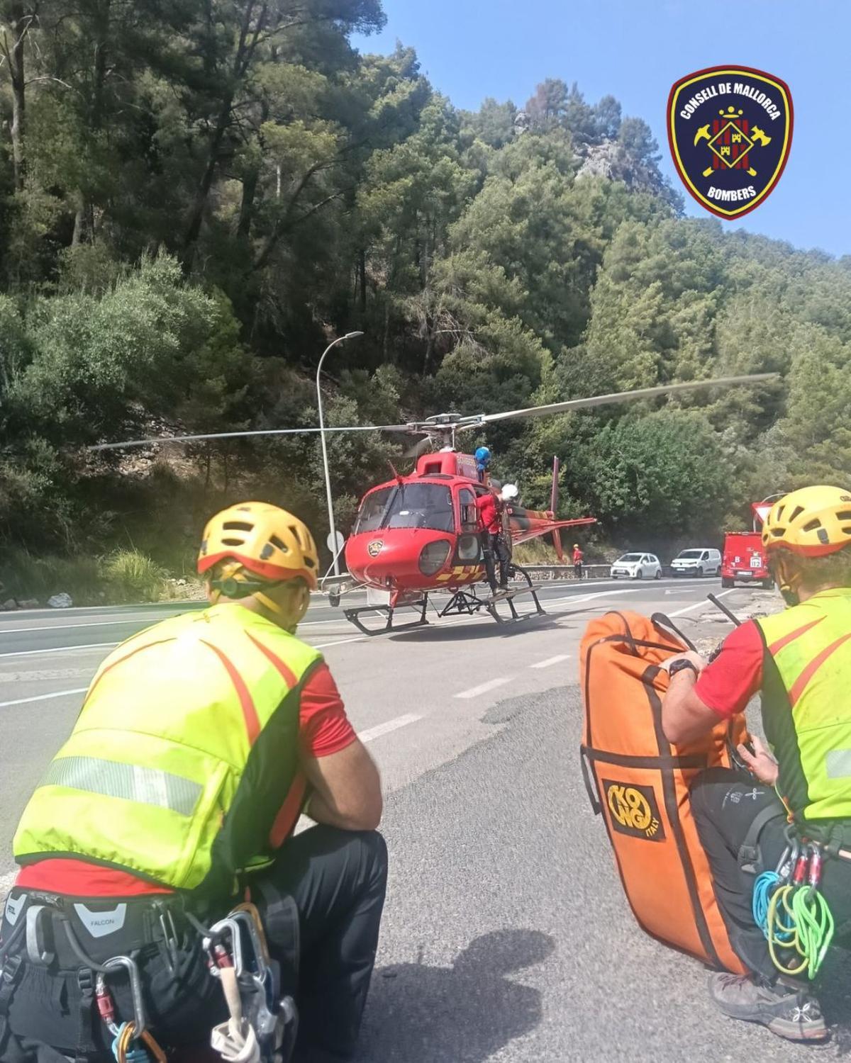 Rescatan a un barranquista herido tras caer de siete metros de altura en Sóller