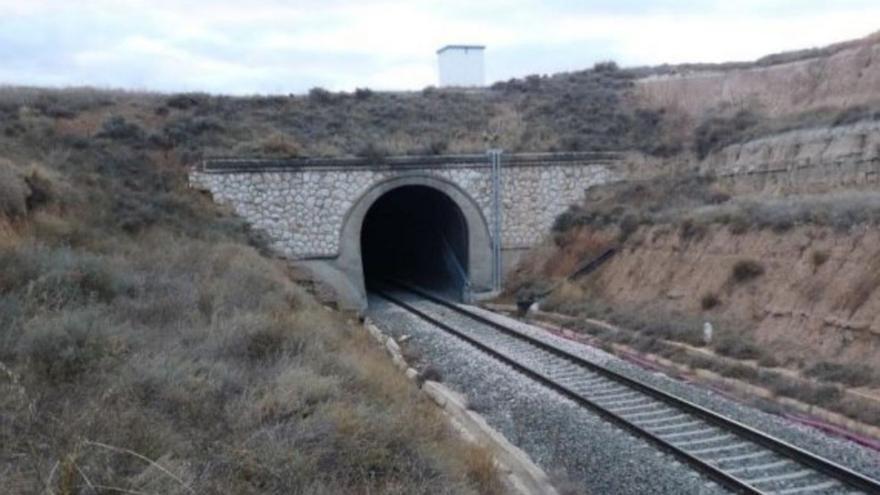 Luz verde a invertir casi 66 millones en la línea ferroviaria de Teruel