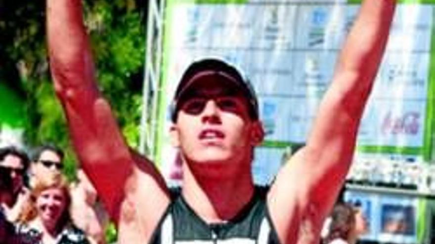 Paco Fernández Cortés, campeón de España sub 23 de triatlón cros