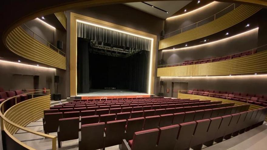 Queen Forever, el homenaje a Raphael, Fabiolo, Ben-Hur y Luis Pastor, platos fuertes de la primavera del María Luisa en Mérida