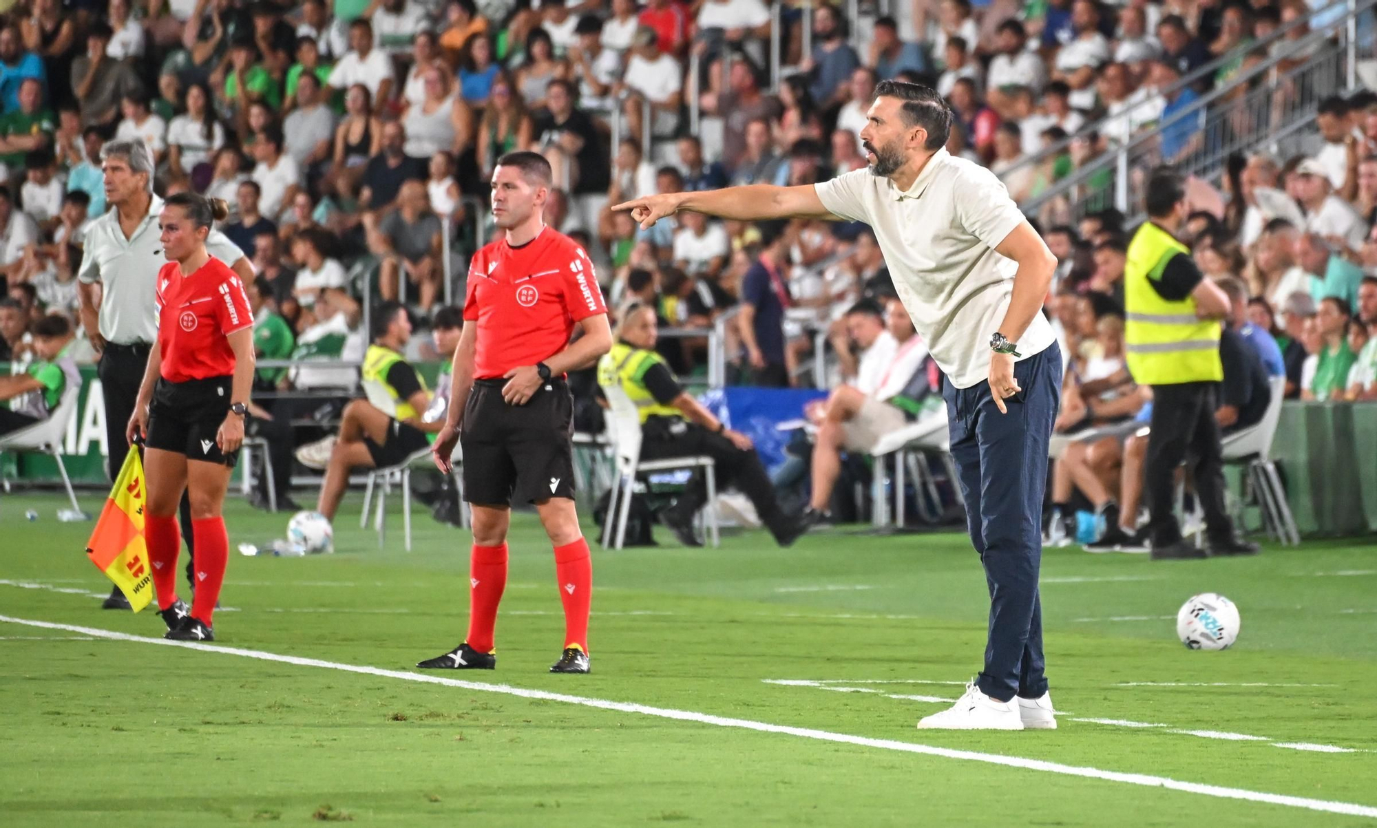El Elche vuelve a Primera División con un empate frente al Betis (1-1)
