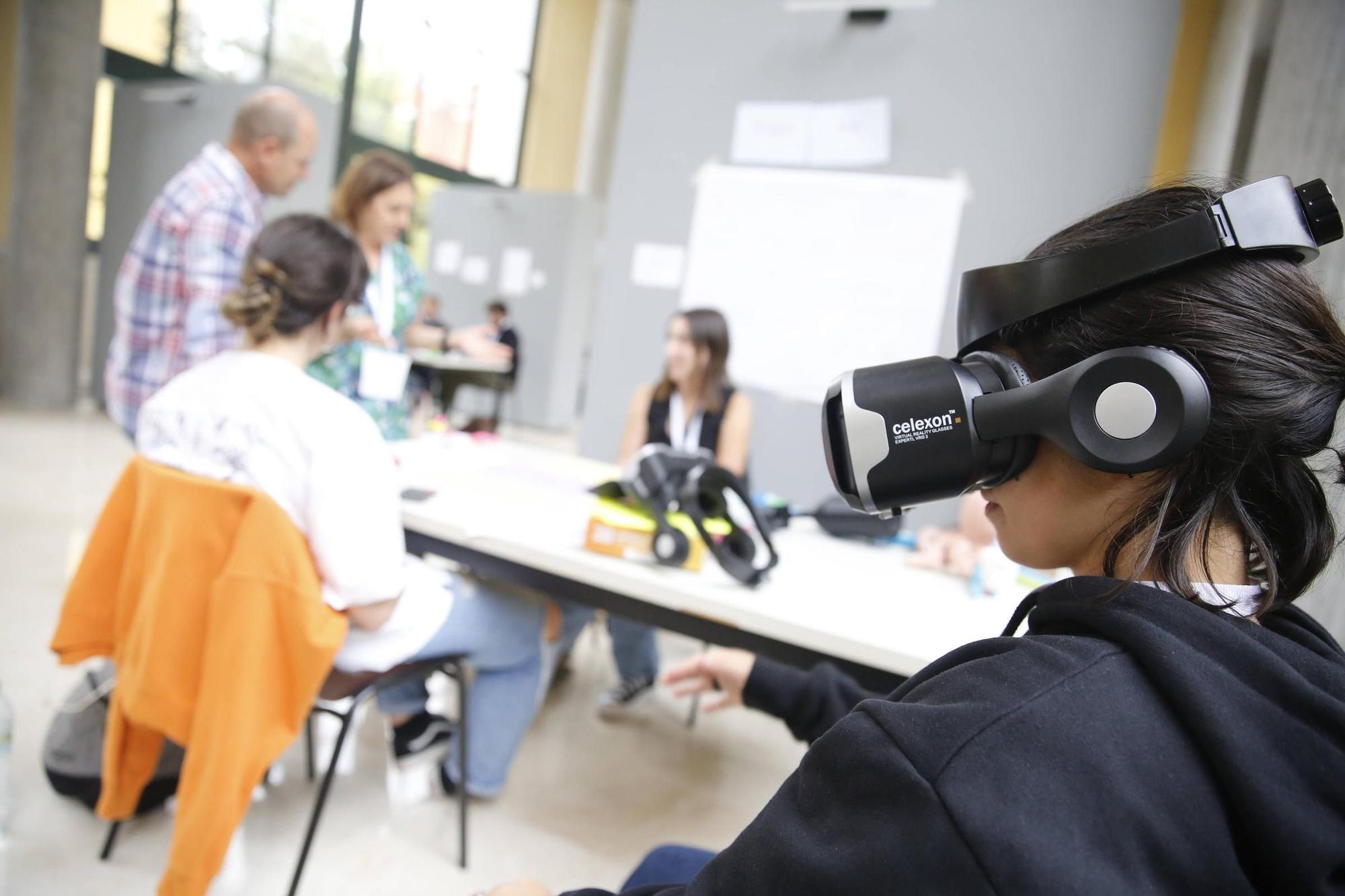 EN IMÁGENES Así fue la visita del rector de la Universidad de Oviedo a