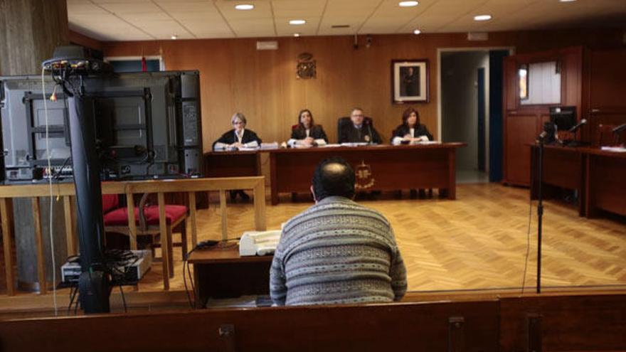 Juicio de esta mañana en Vigo // A.Irago