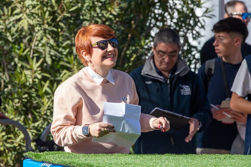 Vuelta Ciclista a Murcia: imágenes de la salida en Jumilla
