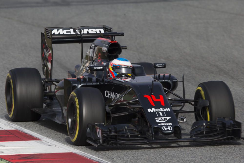 Alonso debuta amb el nou McLaren