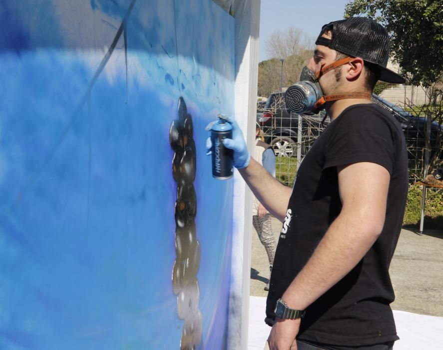 El graffiti de la guardesa, ganador entre los 14 participantes en el festival del Proyecto Ewa.