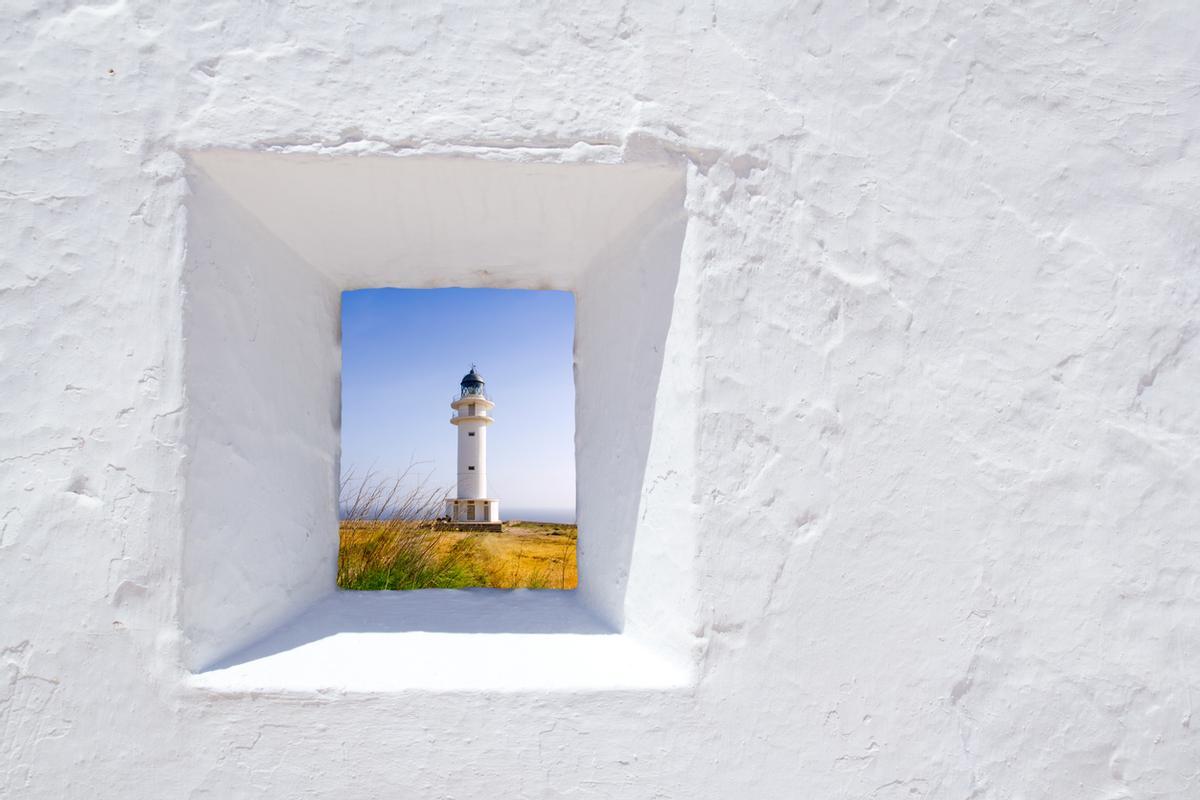 Disfruta de paisajes de ensueño en Formentera.