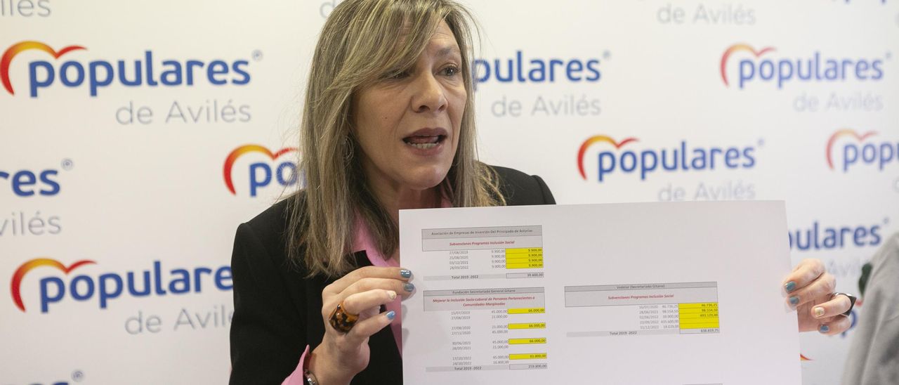 Esther Llamazares, ayer, en la sede del grupo municipal del PP.