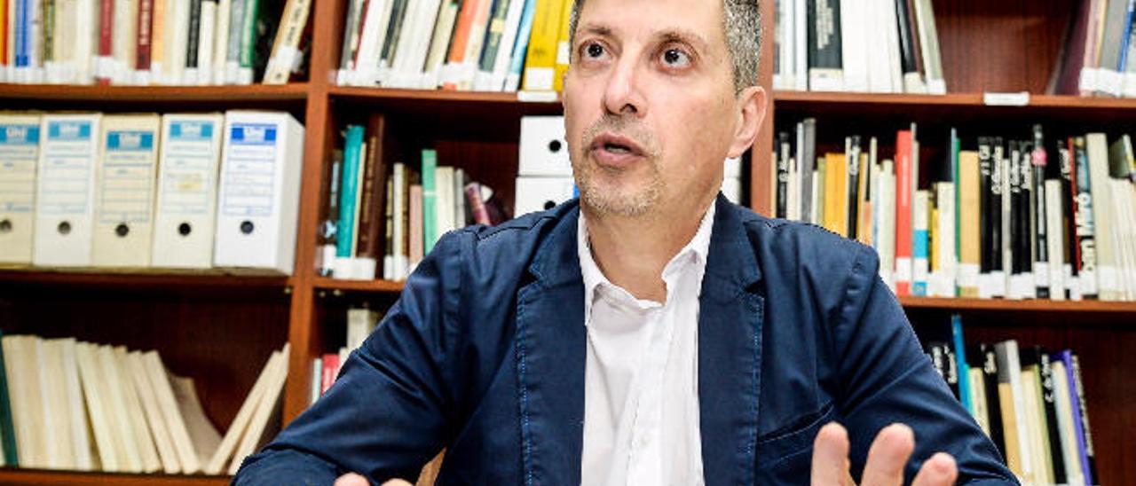 Juan José Rodríguez, director del Centro Asociado de la UNED de Las Palmas de Gran Canaria.