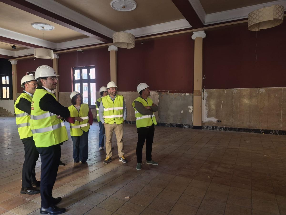 La visita a las obras.