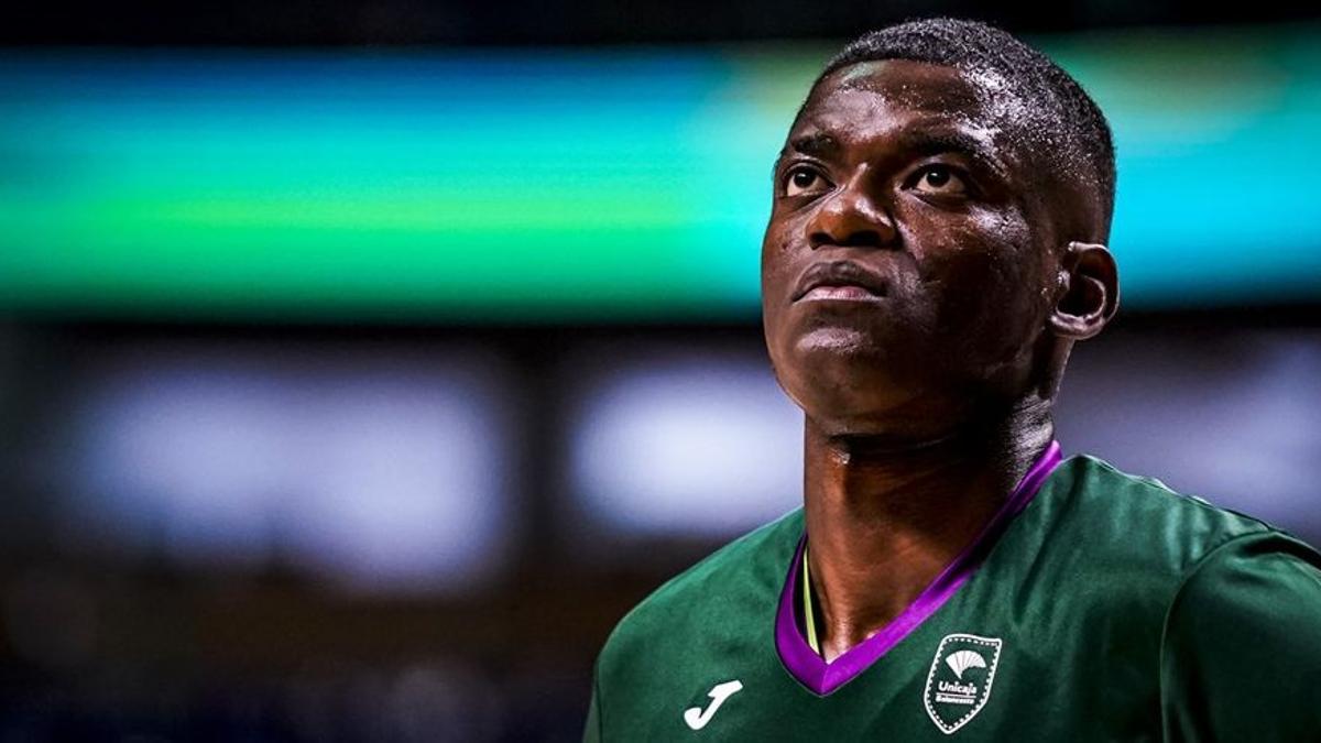 Yannick Nzosa regresa al Unicaja.