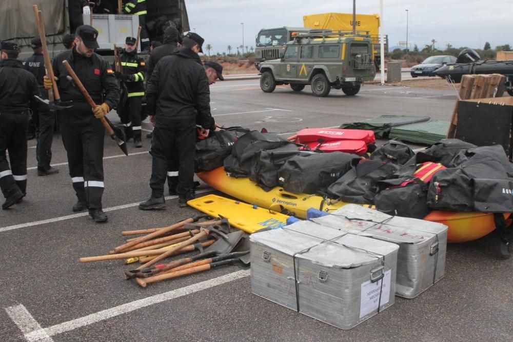 La UME monta su base en Los Alcázares para ayudar