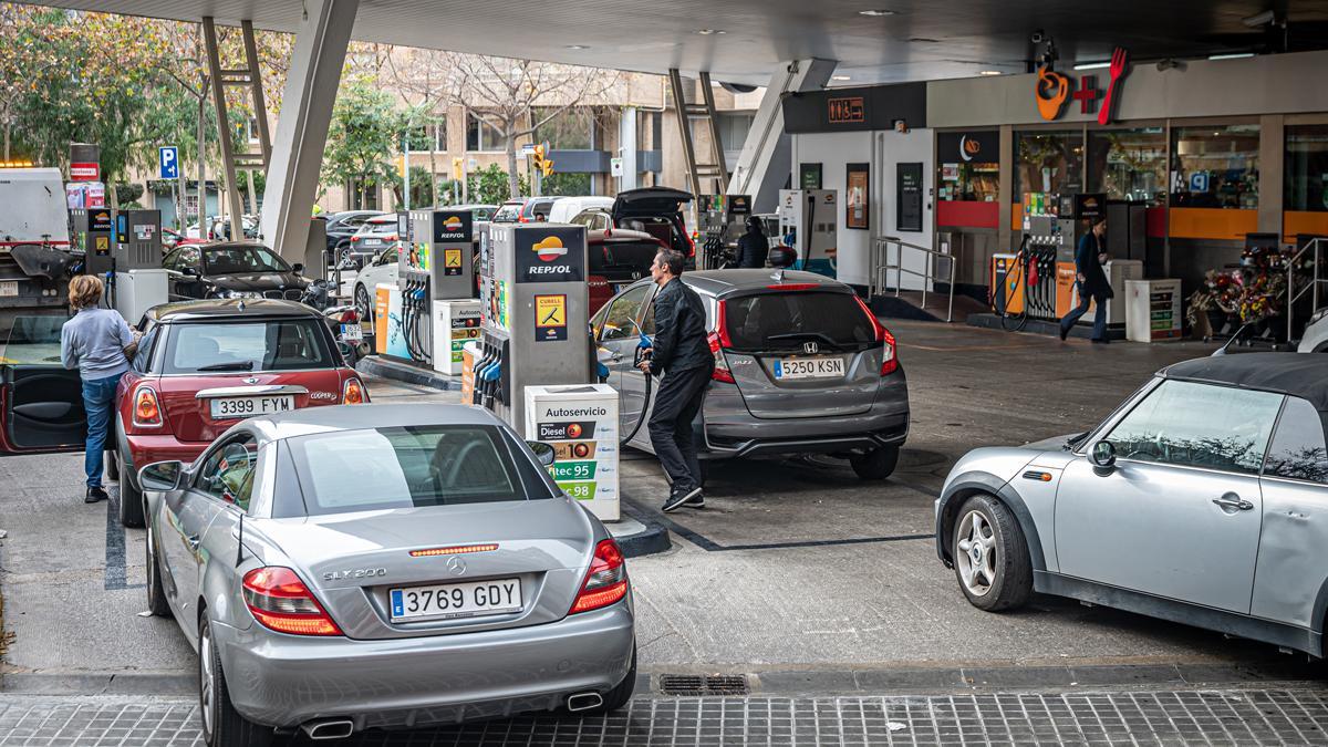 Aquestes són les 10 gasolineres més barates de Barcelona avui, dilluns 29 de maig