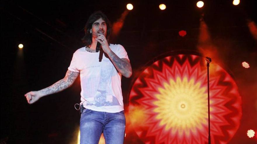 El cantante Melendi protagoniza una campaña del Banco de Alimentos de Cáceres