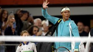 Nadal salta a la pista para medirse a Zverev