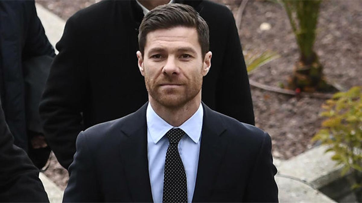 Xabi Alonso también visita la Audiencia Provincial