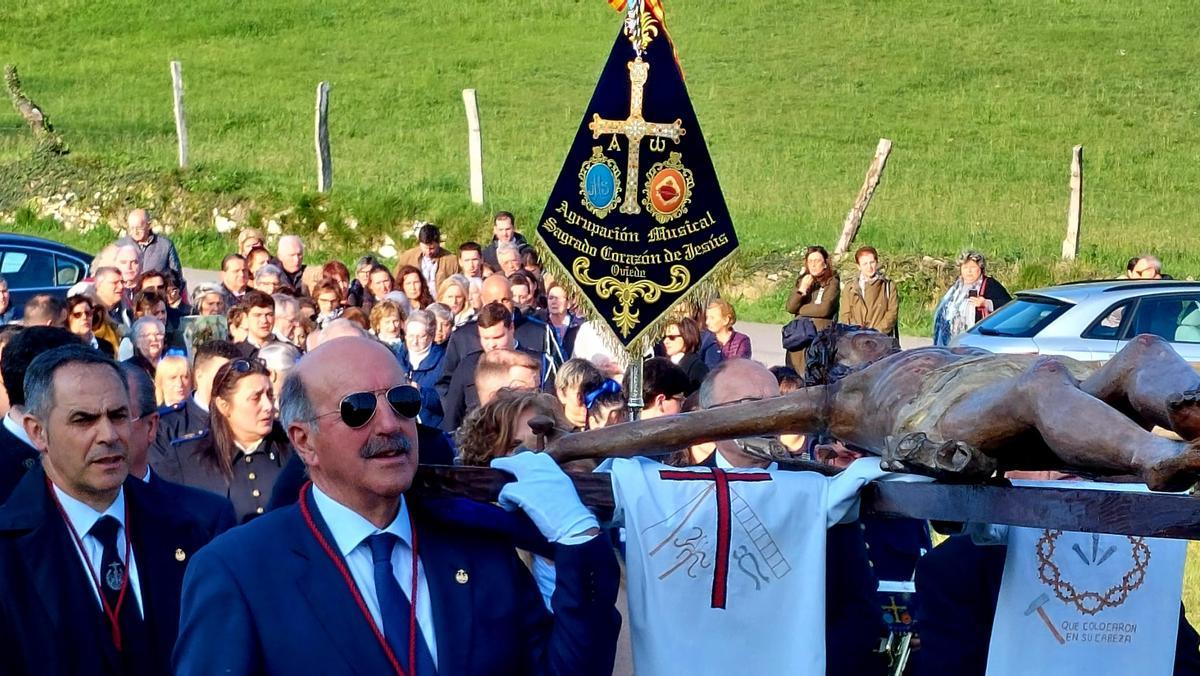Viacrucis de El Cristo de la Salud en El Fresno (Grado).