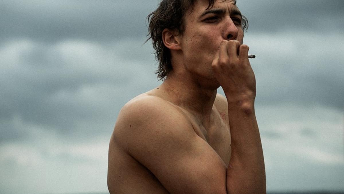 Frank Dillane en 'Urchin'.