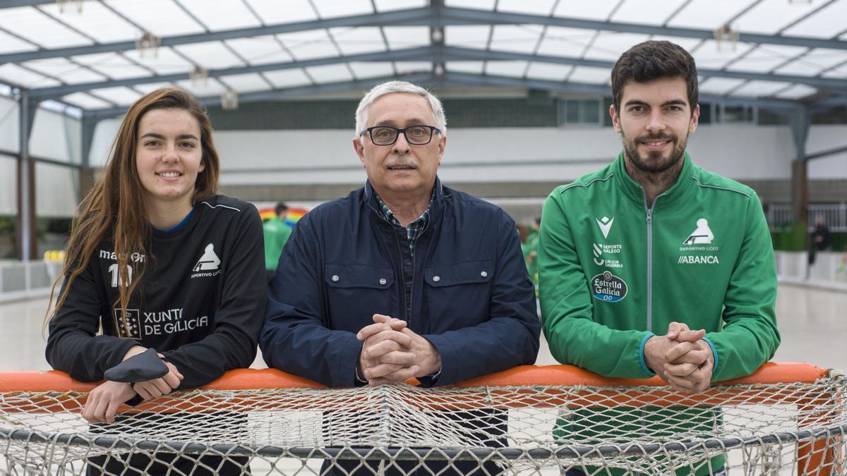 Katy Gustin y Carles Grau, porteros menos goleados del año pasado, junto a José Luis Huelves.