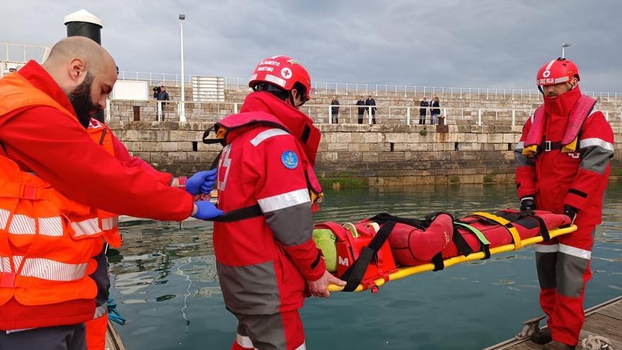 Así se preparan los voluntarios de Cruz Roja del Mar: recreando rescates &quot;que ya se han dado&quot;