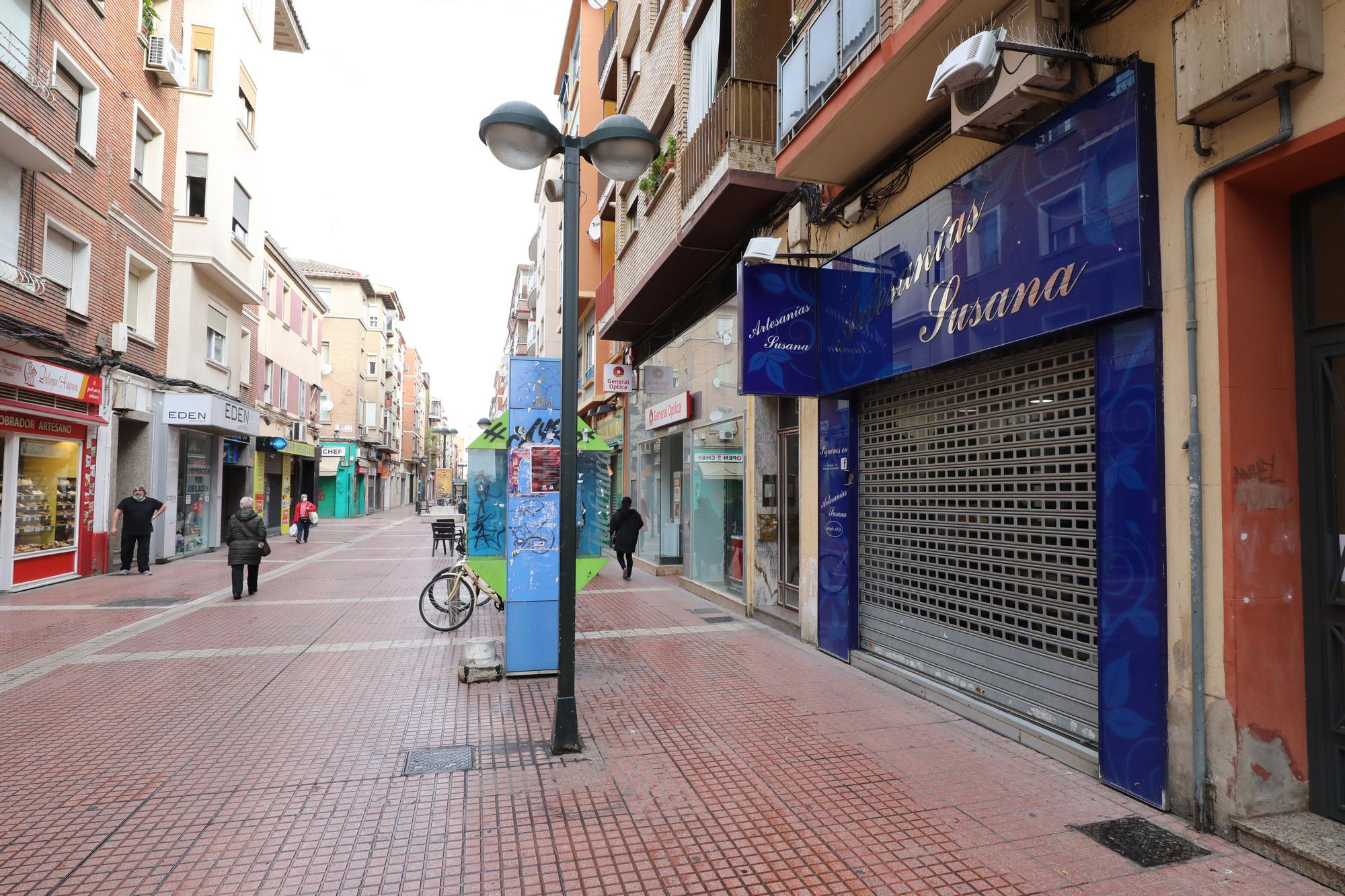 La crisis del coronavirus en la calle Delicias de Zaragoza