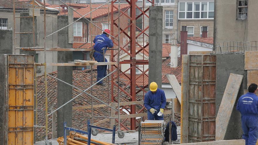 Inútil victoria de la empresa de Cangas a la que arruinó un trabajador por los desfases en obras