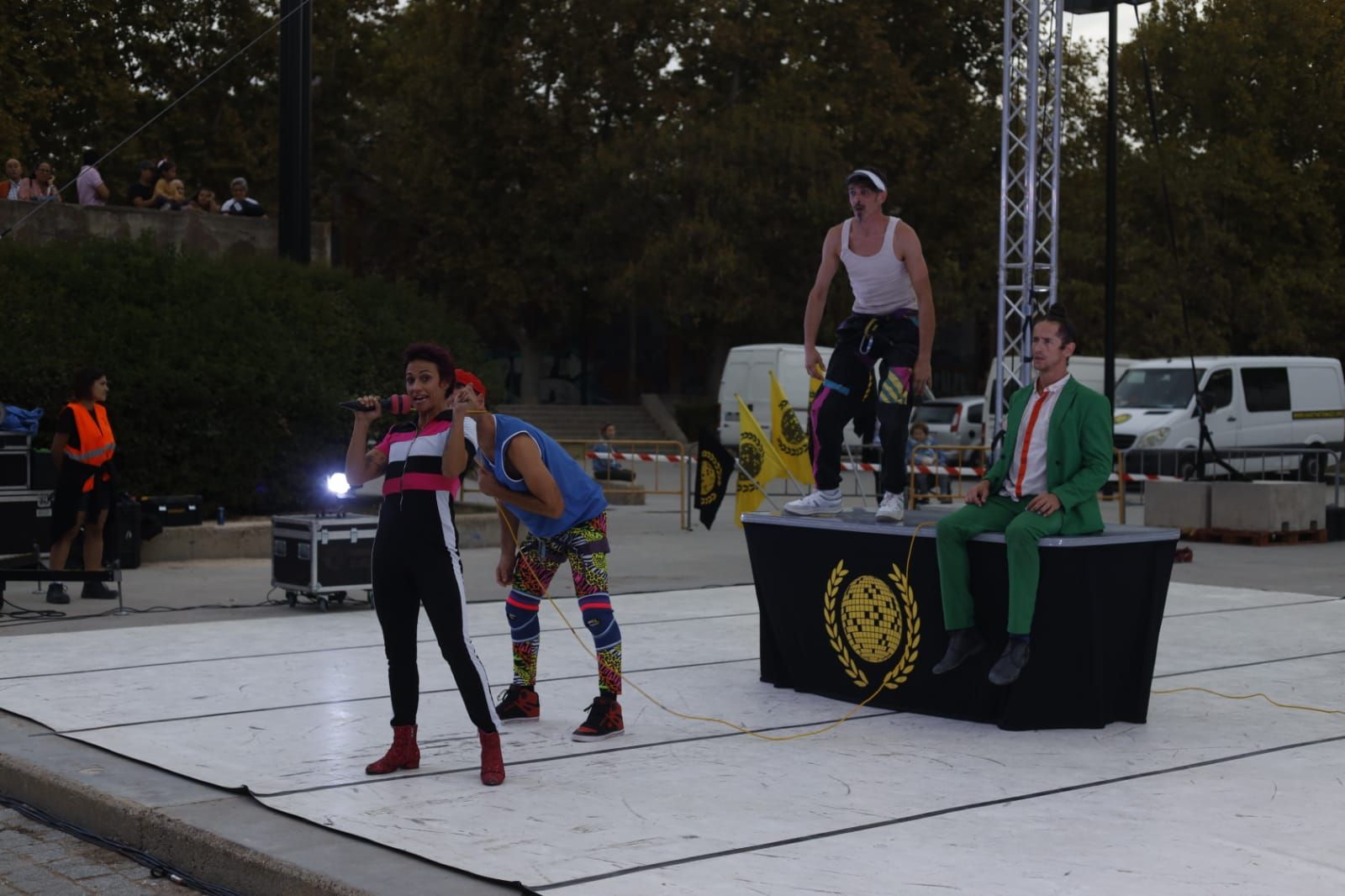 Col.lectiu Frenetic llevan el circo al parque Delicias