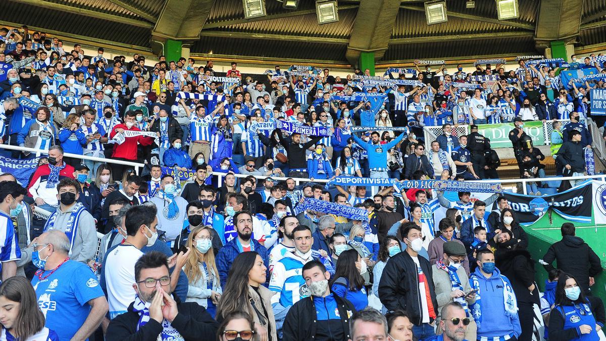 El Racing de Santander y el Deportivo empatan 0-0