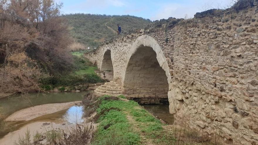 Culmina la restauración de los arcos del puente Povedano en Lucena