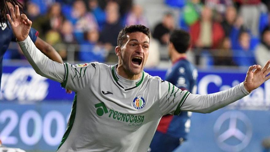 Jorge Molina celebra su gol en el minuto 91