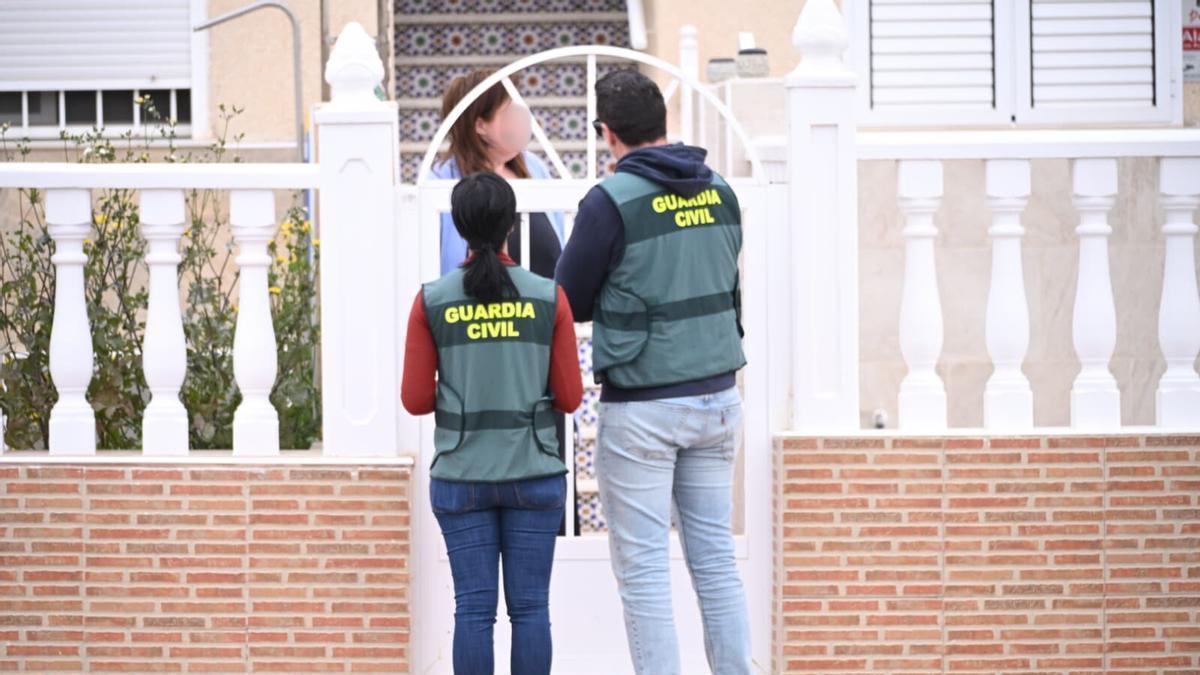Un hombre mata a su hija de 3 años en Torrevieja