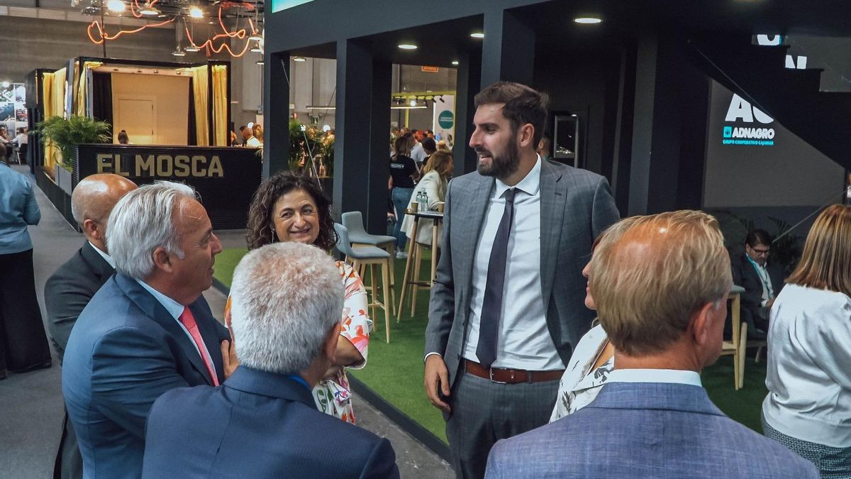 José Ángel Antelo, durante su visita a la Feria Fruit Attraction.