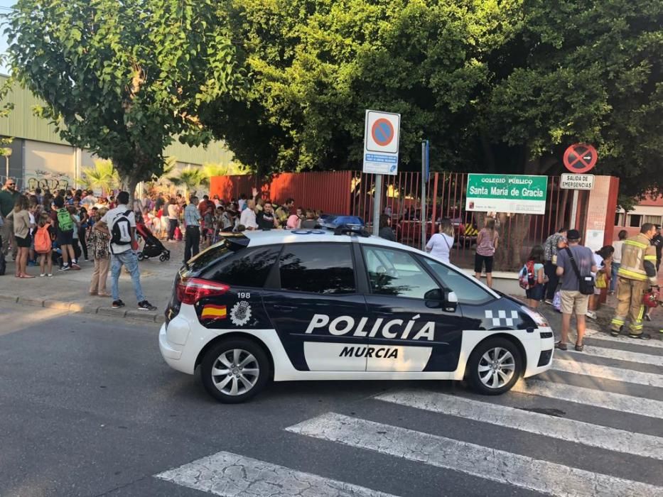 Susto en el colegio de Santa María de Gracia por un incendio en la despensa