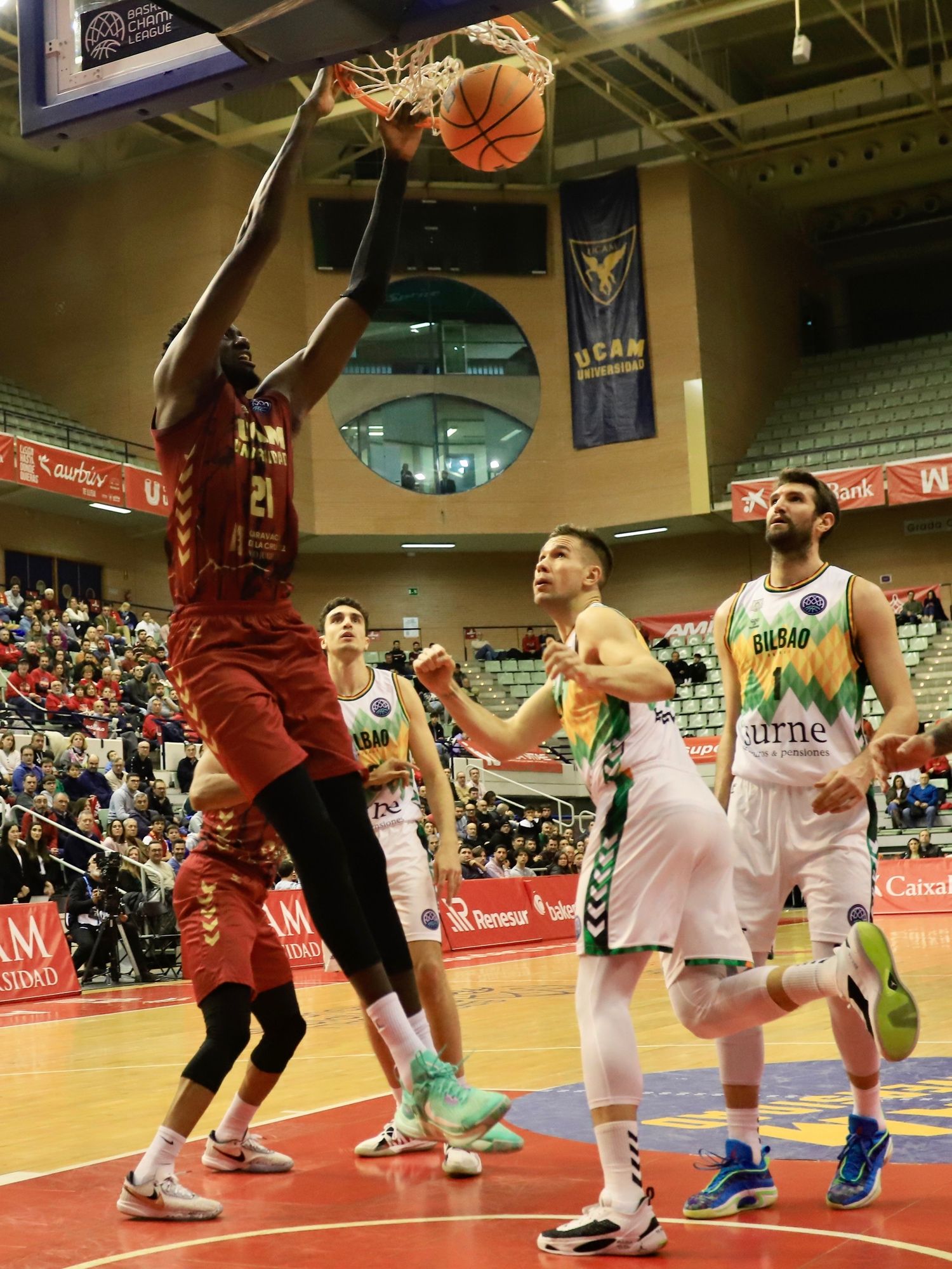 Las imágenes del UCAM Murcia - Bilbao Basket