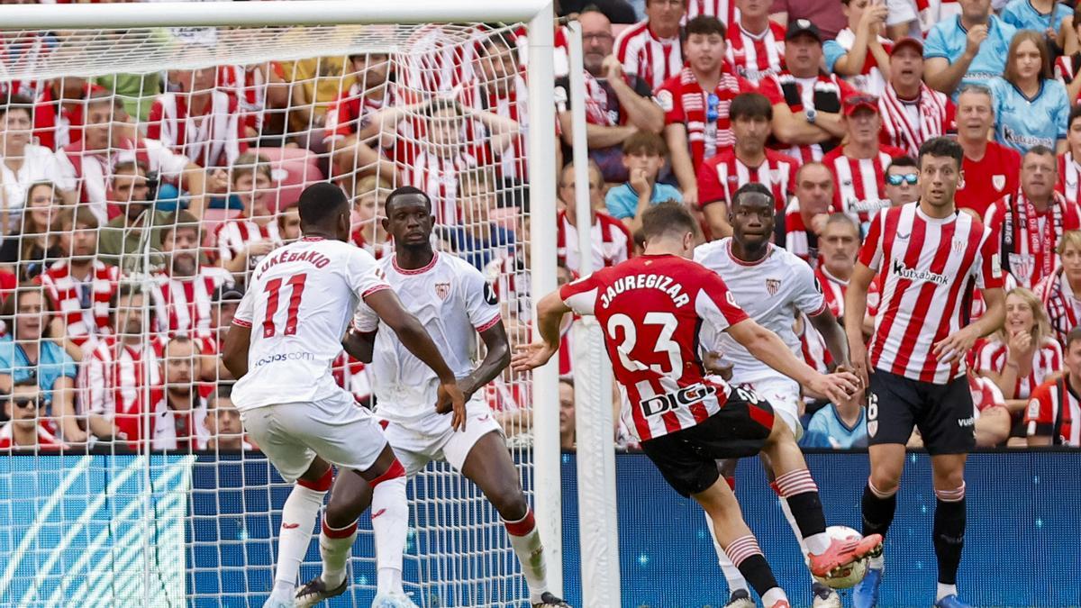 ¿Puede un exfutbolista millonario recibir una pensión pública vitalicia?