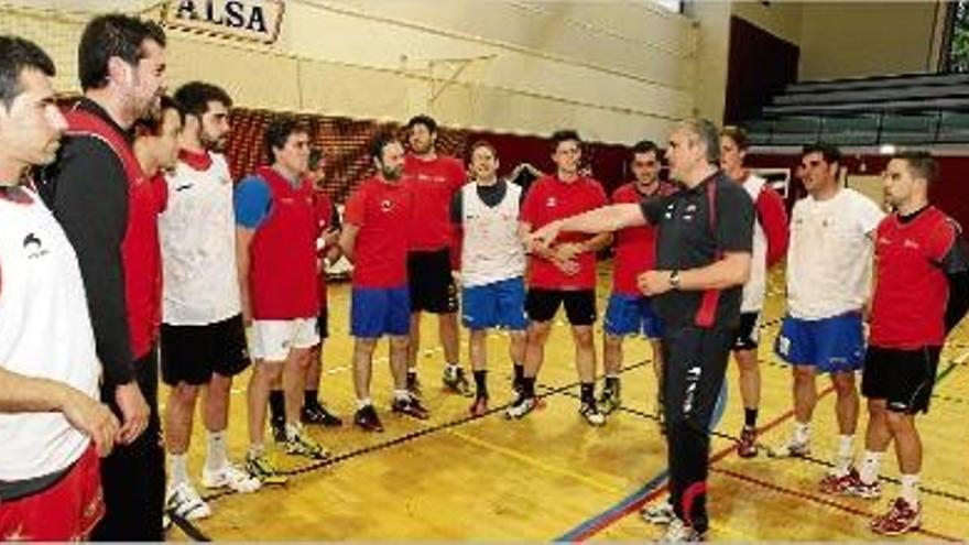 L&#039;històric exjugador de Teka i Portland, Chechu Villaldea, és l&#039;entrenador del Covadonga.