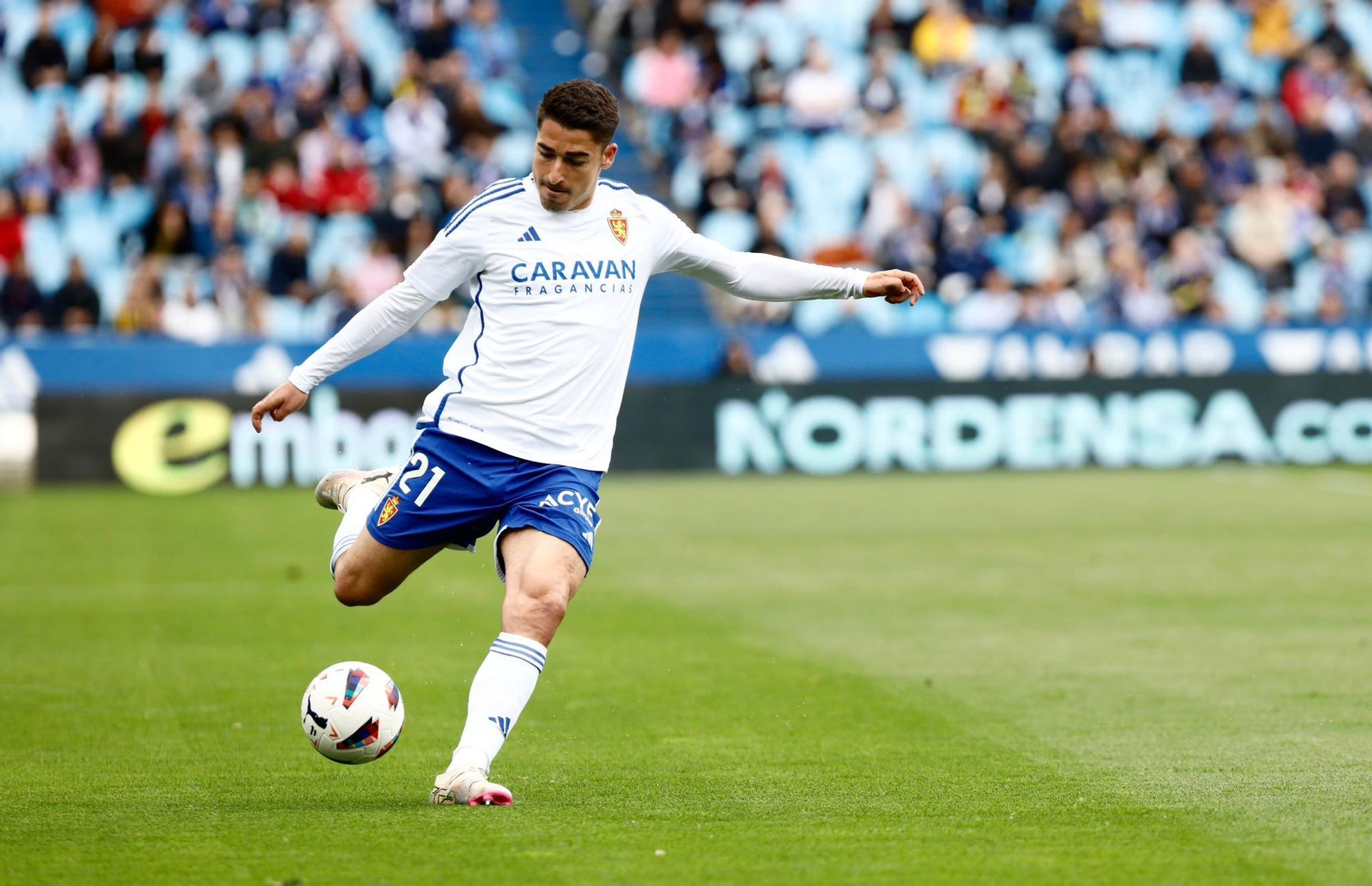 En imágenes | El Real Zaragoza dice adiós a la mala racha con un triunfo ante el Tenerife