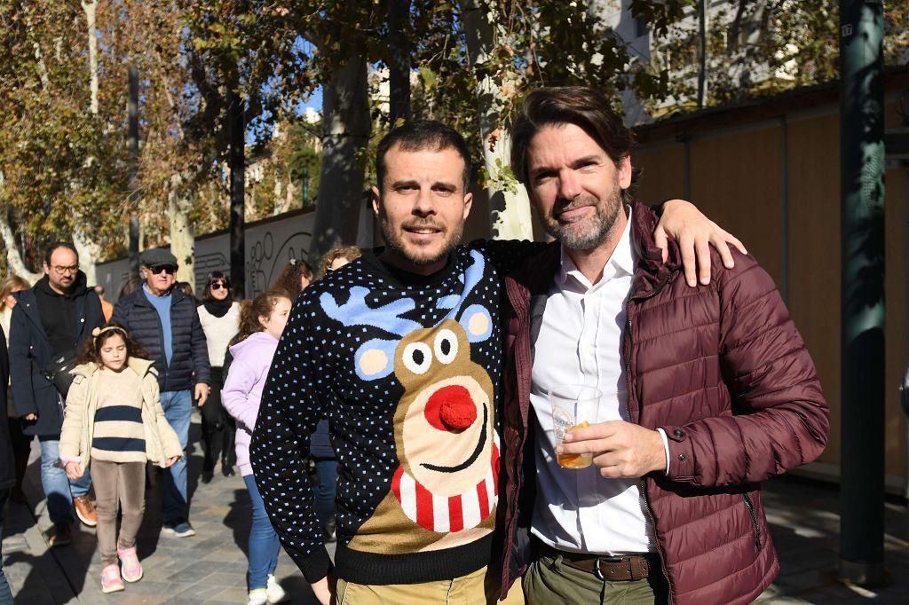 Murcia se echa a las calles durante el tardeo de Nochebuena