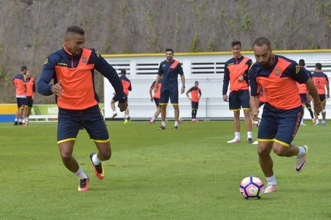 Entrenamiento de la UD Las Palmas, con el nuevo ...