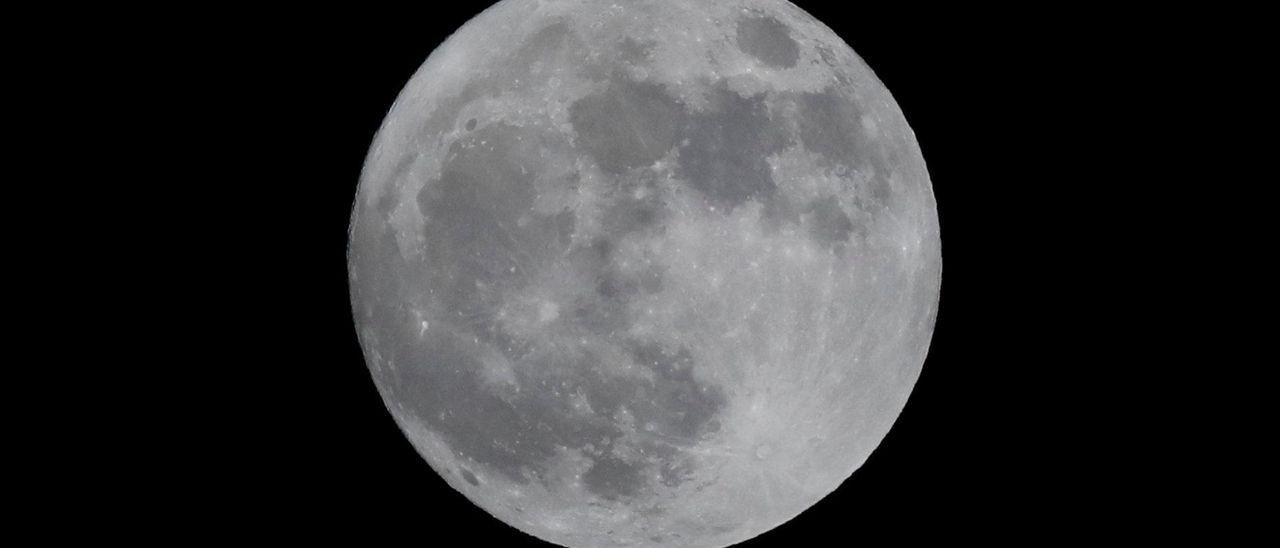 Una vista de la Luna.